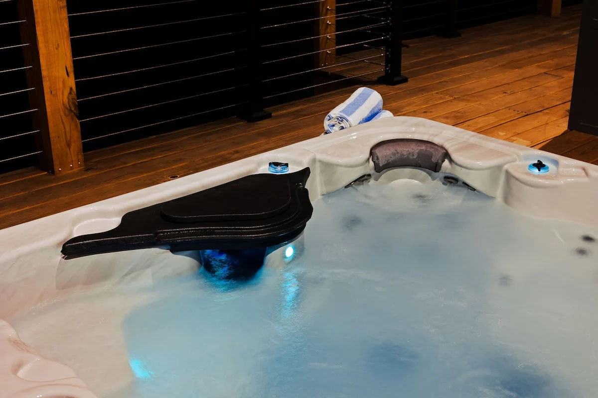 Letting Geaux, Hot Tub + Pool Table + Fire Pit property photo 3