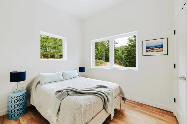 Bedroom image 1