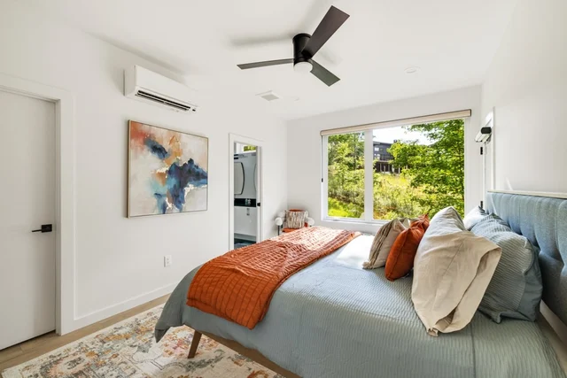 Bedroom image 1