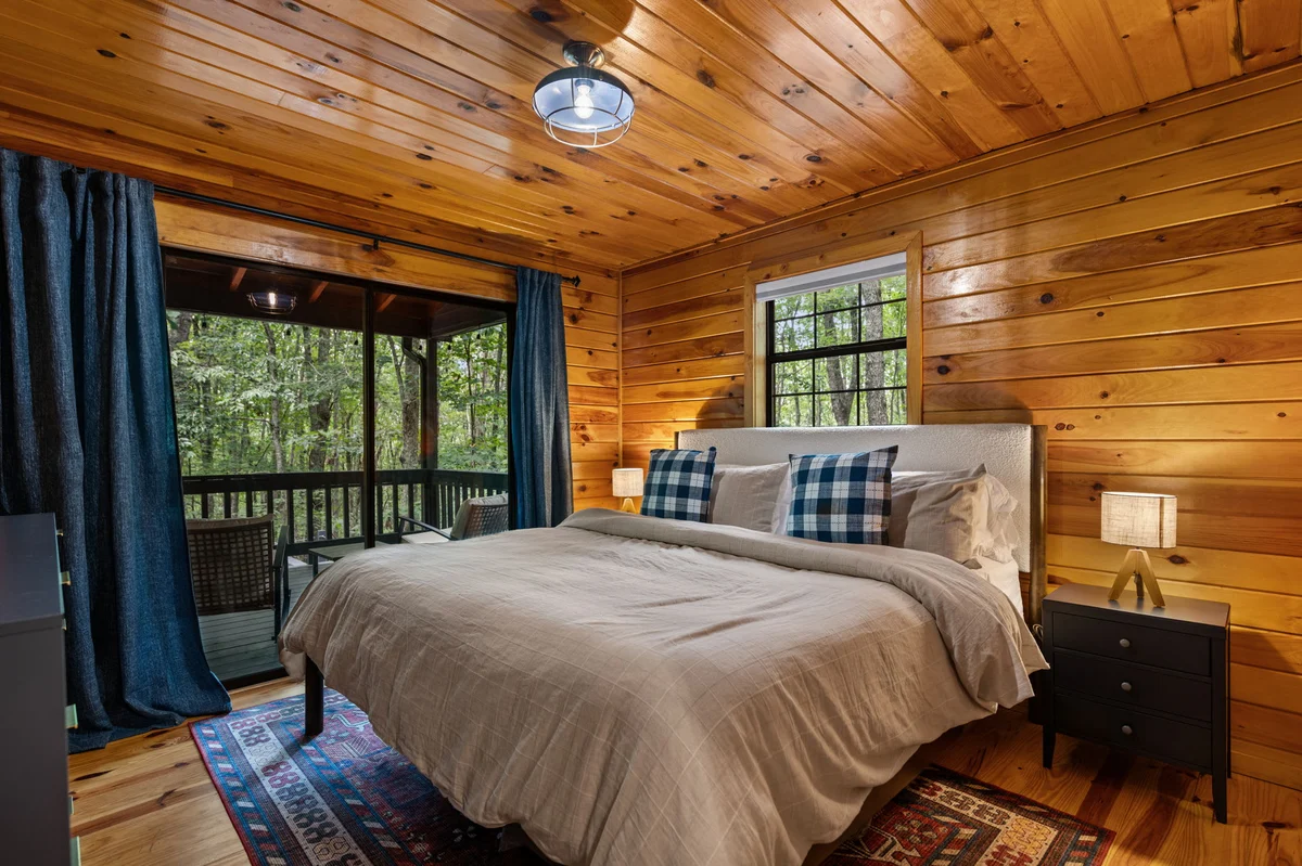 Bedroom image 1