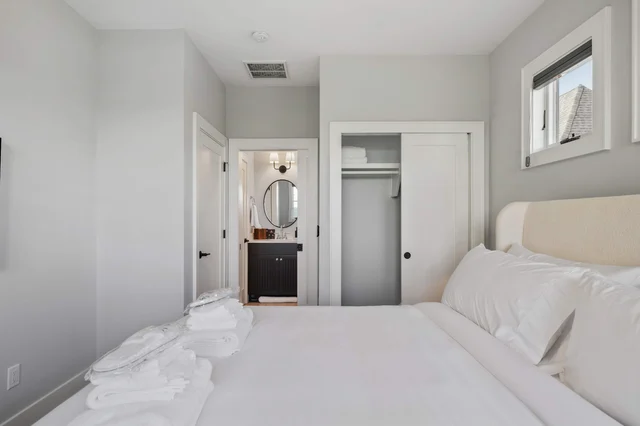 Bedroom image 1