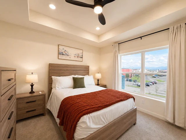 Main Bedroom image 1