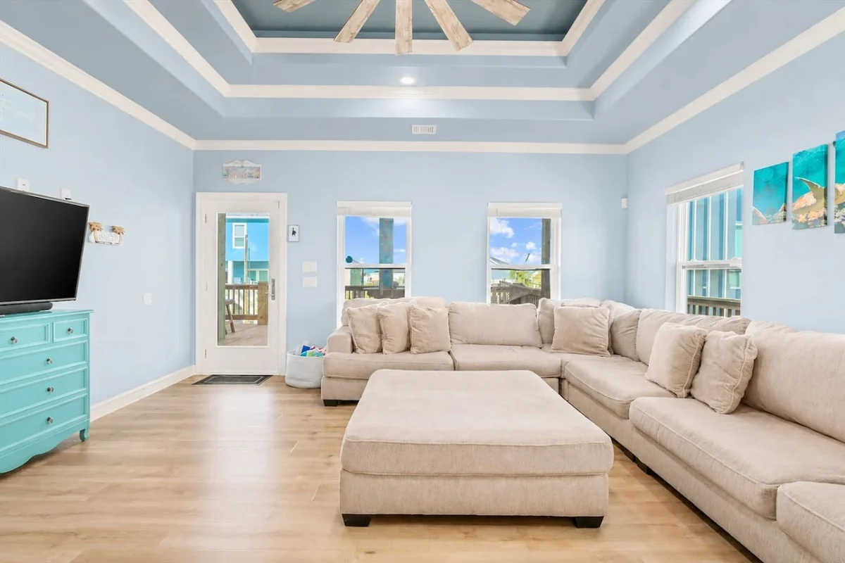 Beach Please, Hot Tub Nights & Golf Cart Days property photo 2