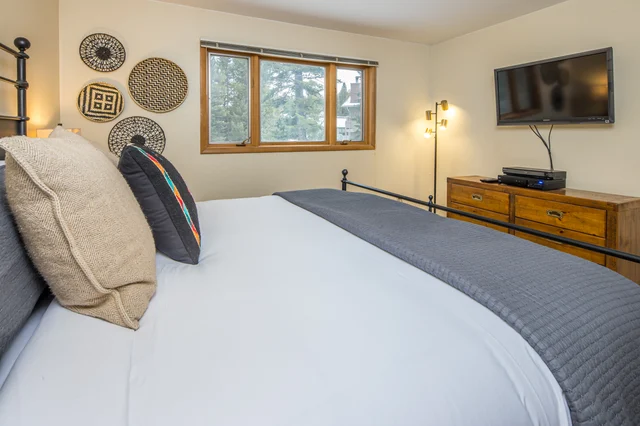 Lower Level Double Queen Bedroom image 1