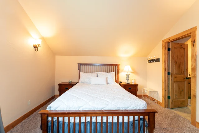 Bedroom 2 image 1