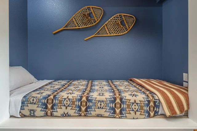 Bedroom 1 image 1