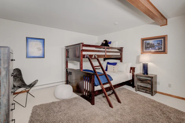 Guest Bedroom image 1