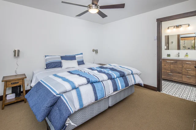 Upper Level Master En-suite image 1