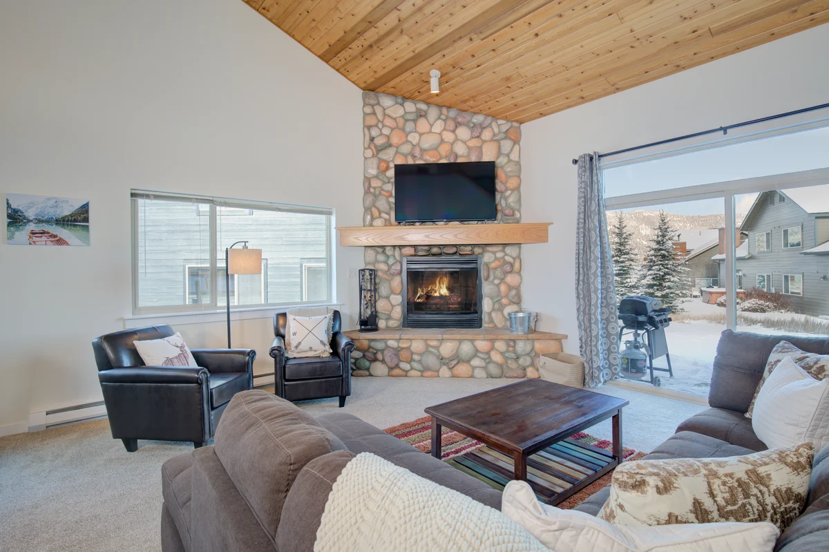 Big Sky - Firelight 496 property photo 4