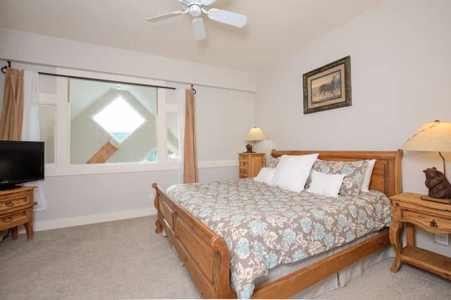 Bedroom 3 image 1