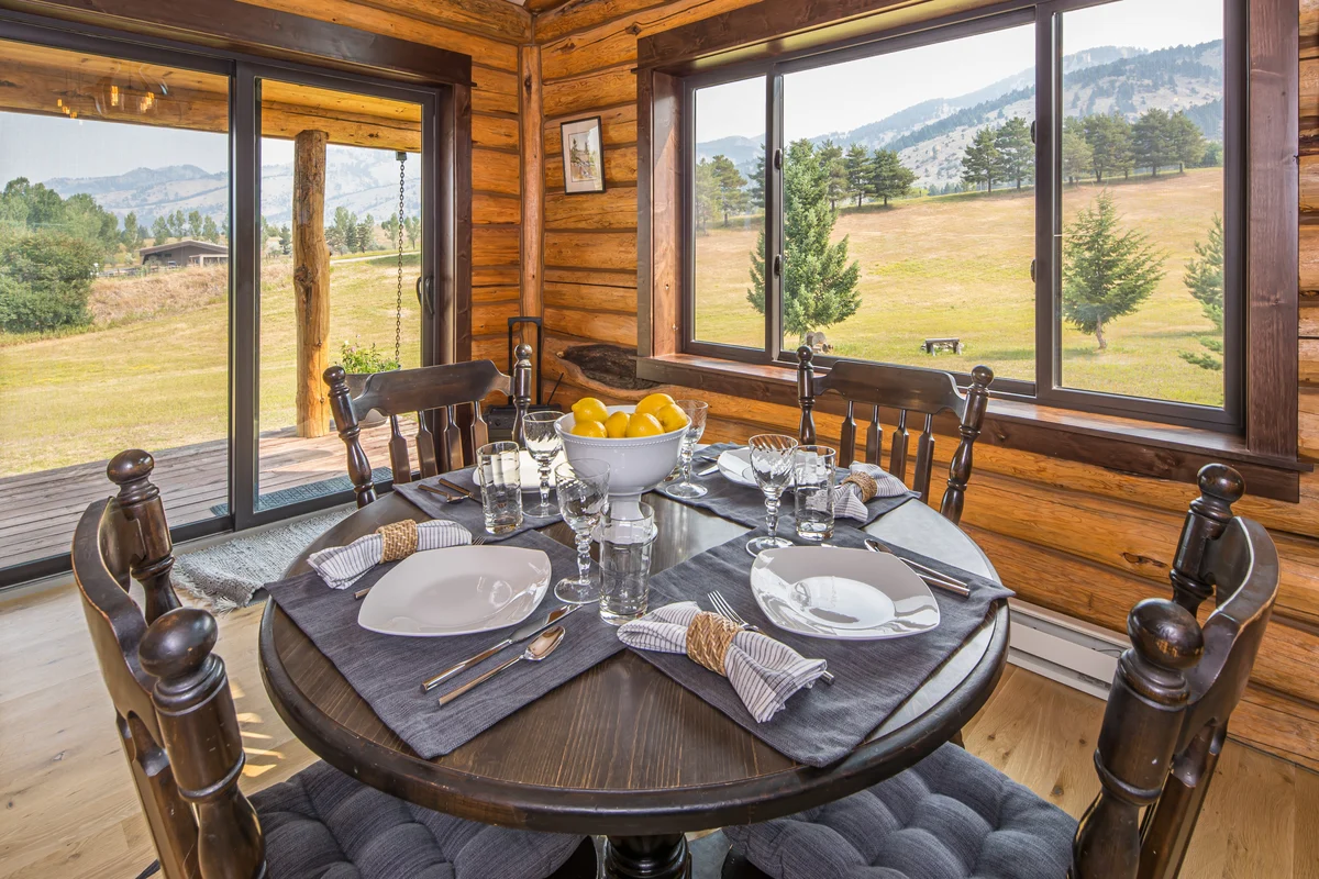 Bozeman - Sypes Canyon Cabin property photo 2
