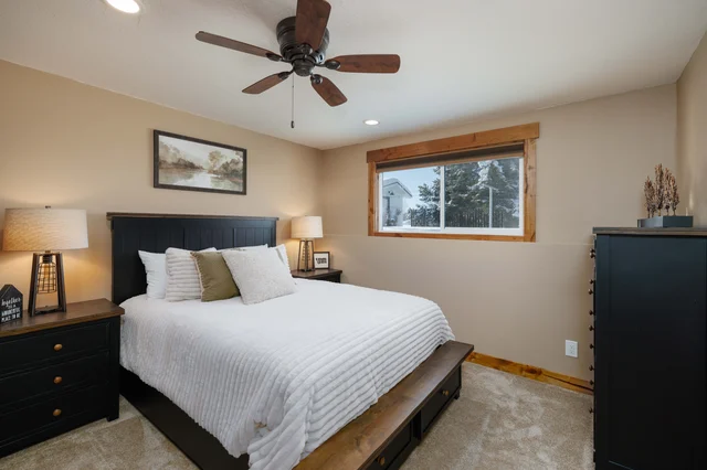 Bedroom 2 image 1