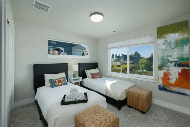 Bedroom 3 image 1