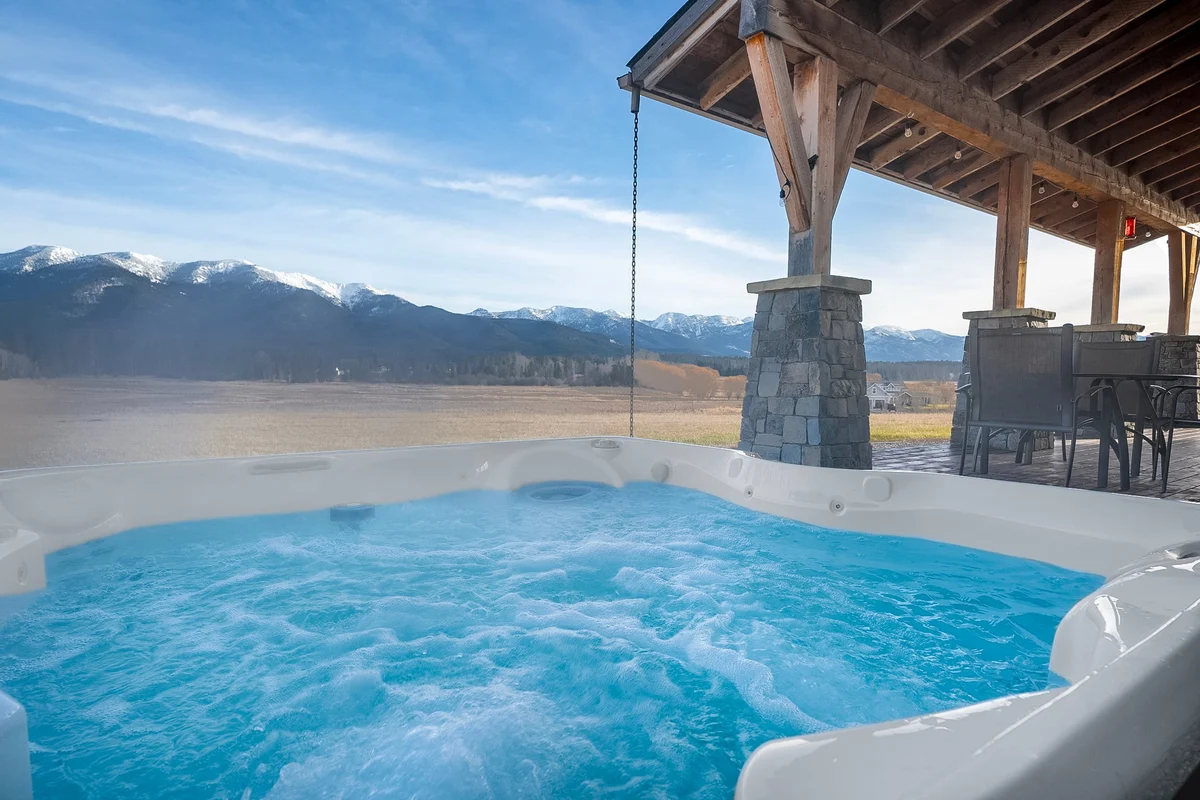 Flathead Valley - KS - Fireside Retreat property photo 3