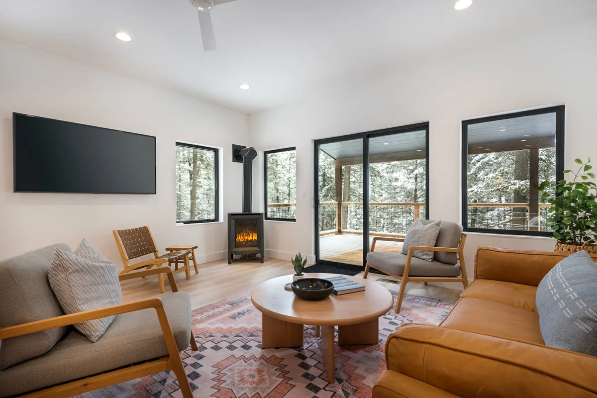 Home in Whitefish property photo 2