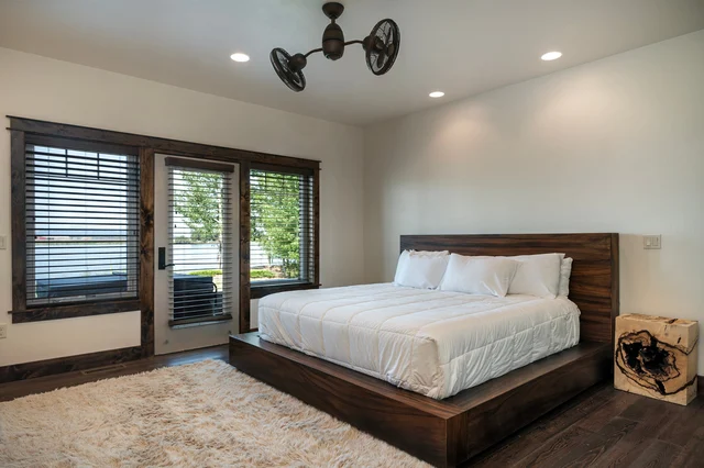 Bedroom 3 image 1
