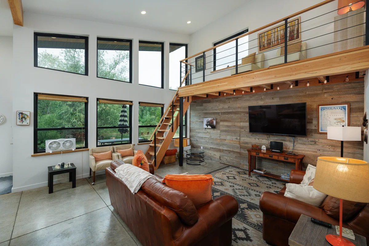 Bozeman - Riverside Luxe property photo 2