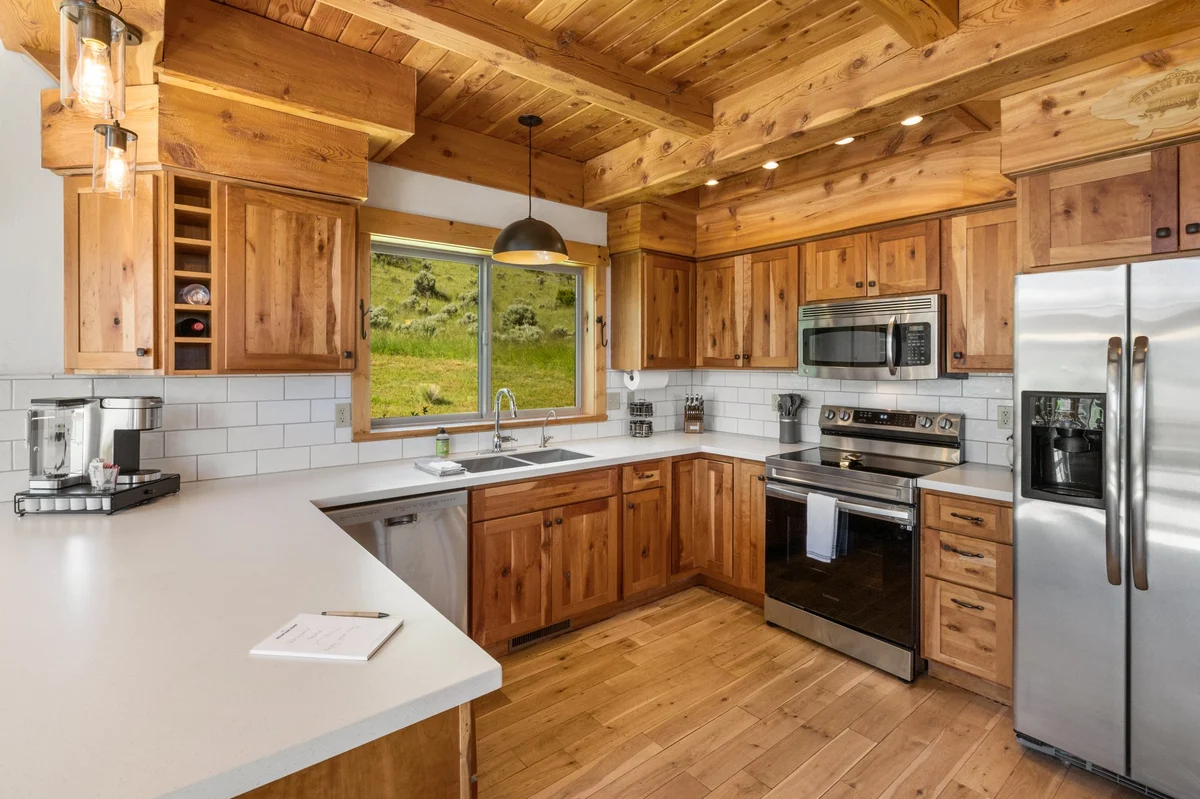 Bozeman/PV - Hillside Silo House property photo 4