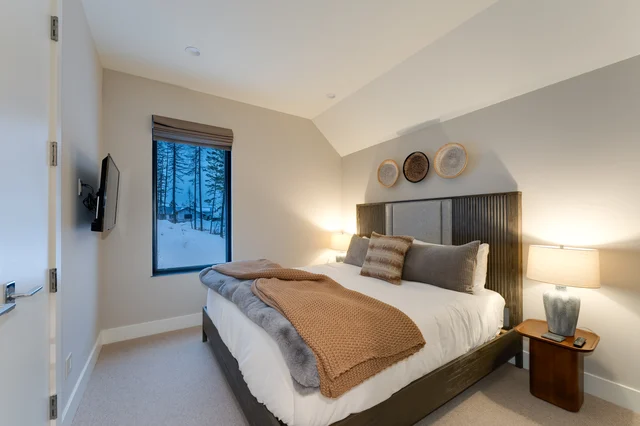 Bedroom 4 image 1