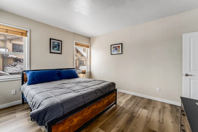 Bedroom 1 image 1