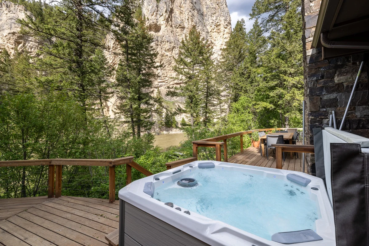 Big Sky - Cliff Manor 70 property photo 3