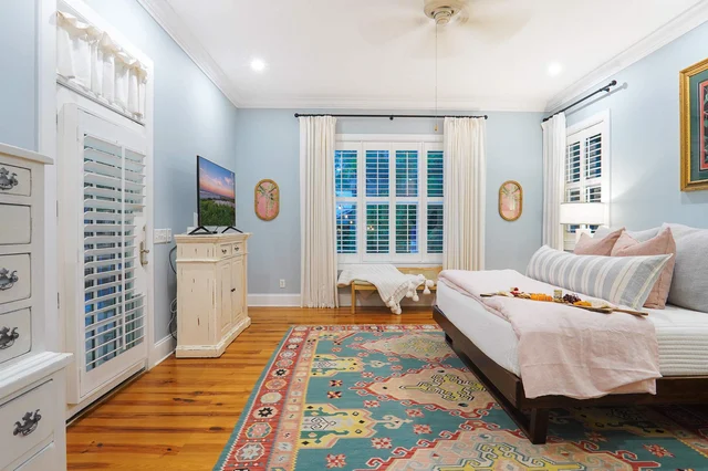 Bedroom image 1
