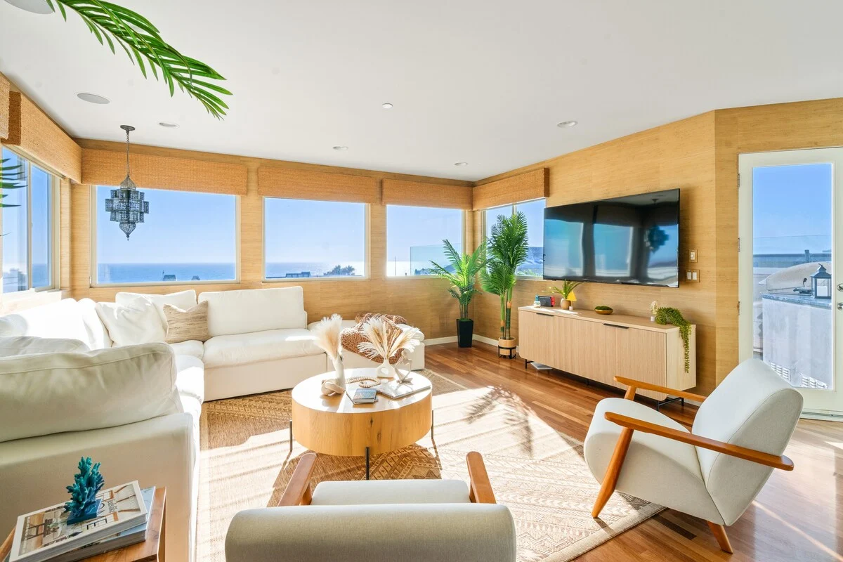 Sunny Home by the Beach, Free Parking property photo 3