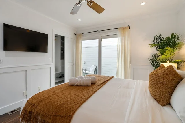 Bedroom 3 image 1