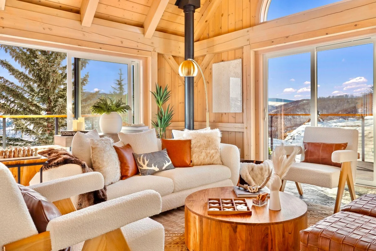 Beautiful Alpine Retreat: Hot Tub, Sauna, 360 Views property photo 2