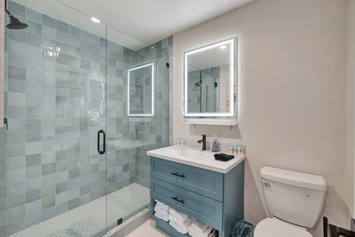 AZUL on Avenida Del Mar Unit 3 property photo 5