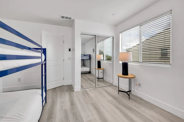 Bedroom 1 image 1