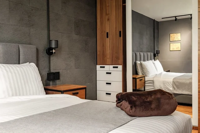 Bedroom image 1