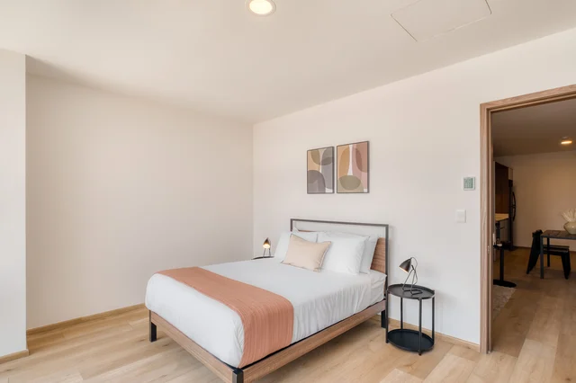 Bedroom image 1