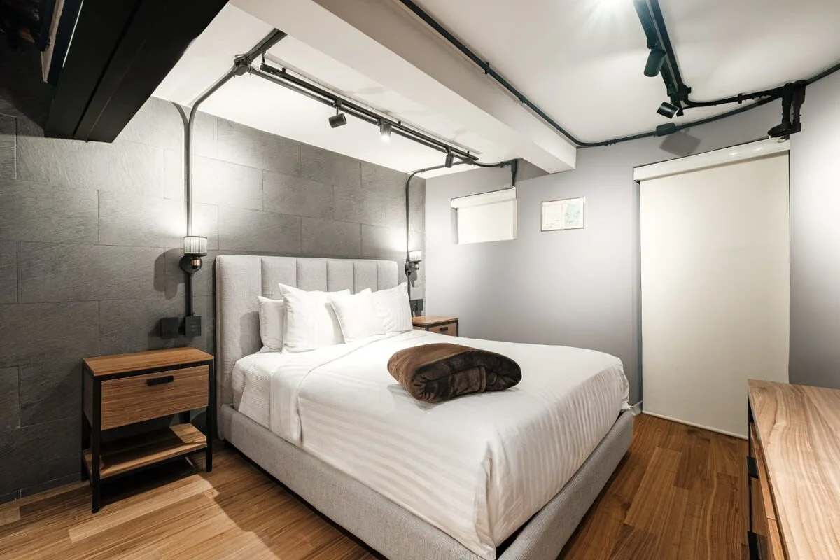 Bedroom image 1
