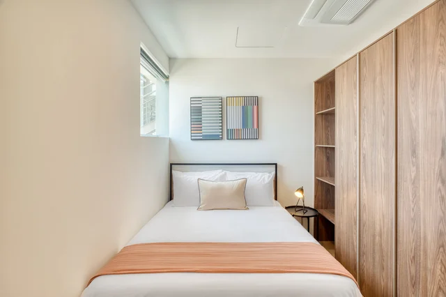 Bedroom image 1