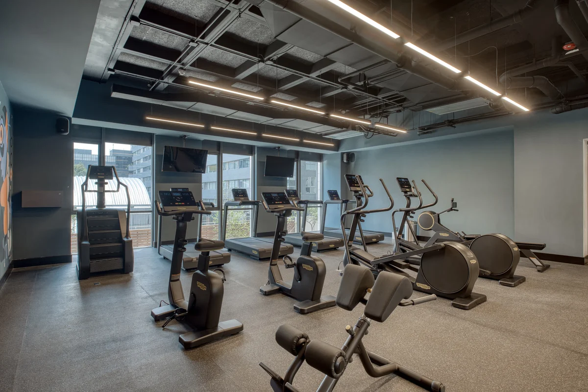 2Bed / 2 Bath in New Building Premium Amenities property photo 5