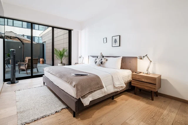 Bedroom image 1
