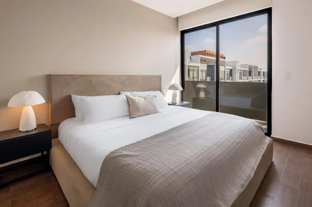 Bedroom image 1