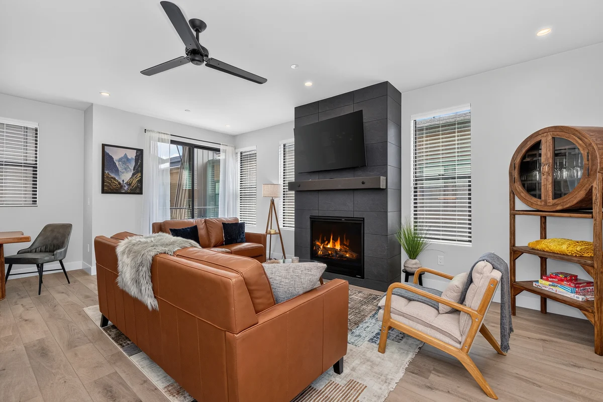 Granby Station Townhomes Unit 3B property photo 3