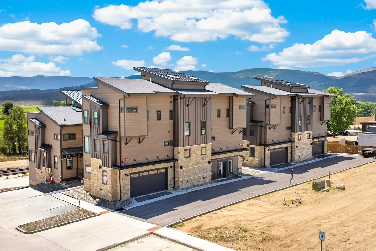 Granby Station Townhomes Unit 3B property photo 5