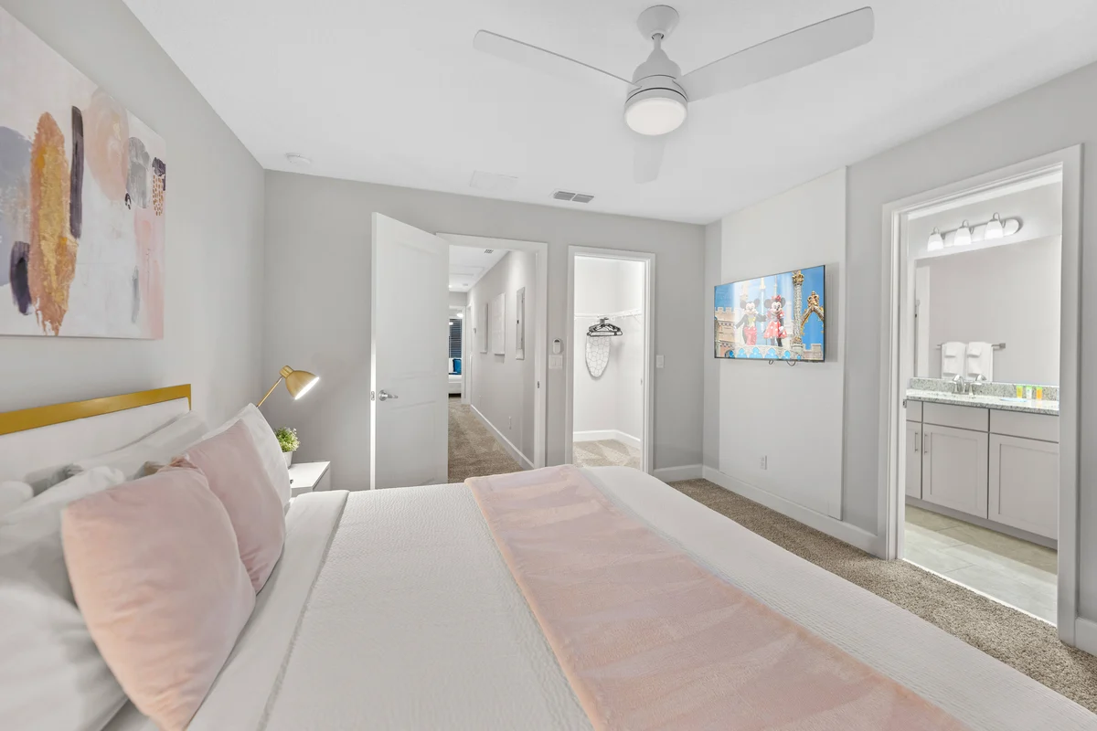 Bedroom 2 image 1