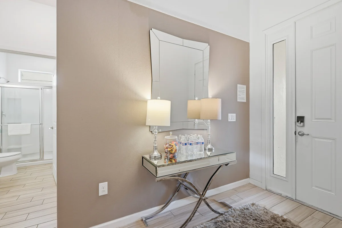 Large Home, Prime Location Orlando property photo 2