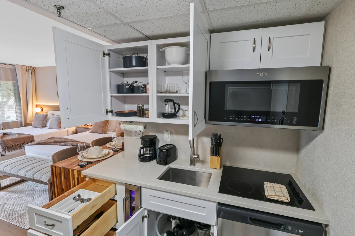 Spacious Studio near Universal & ICON Park property photo 3