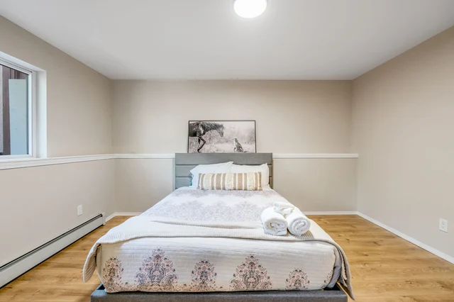 Bedroom image 1