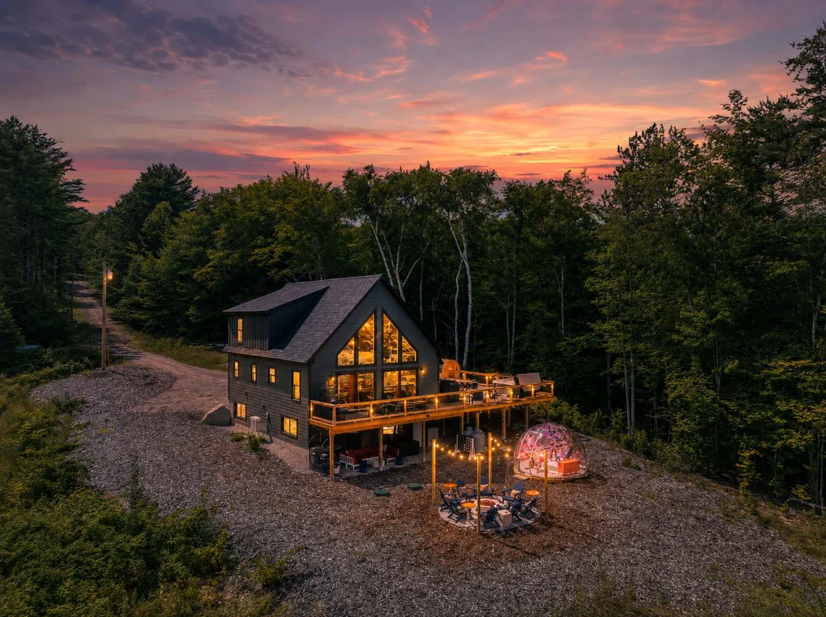 Sauna, Hot Tub, Game Room, Theater, Firepit property photo 1