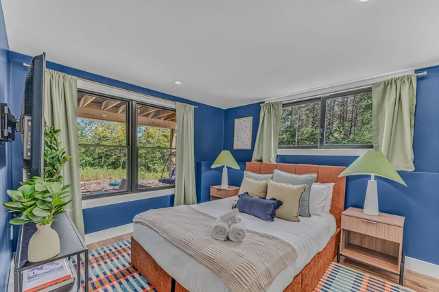 Bedroom image 1