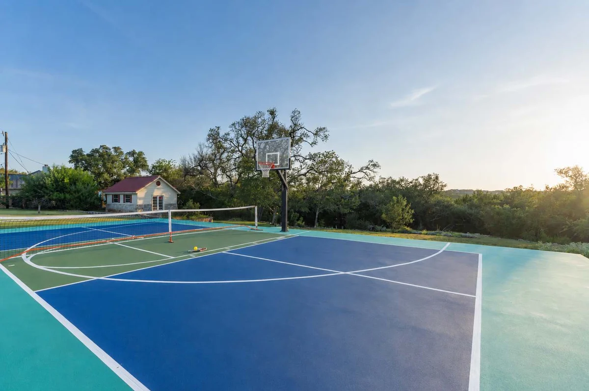 The Canyon Social, Pool, Hot Tub, Sport Court property photo 5