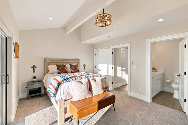 Bedroom image 1