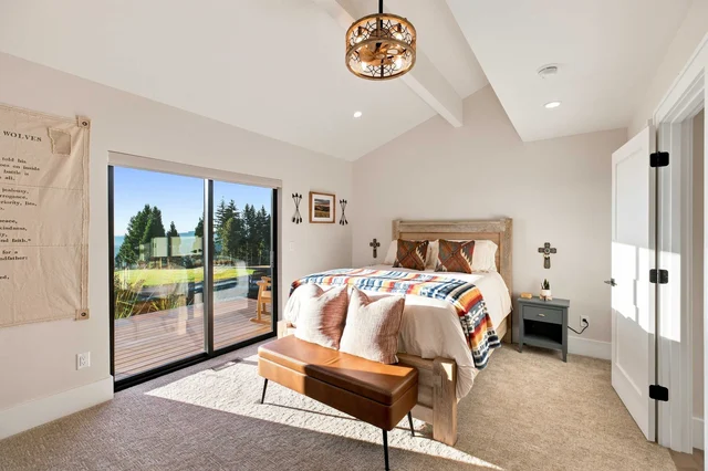 Bedroom image 1
