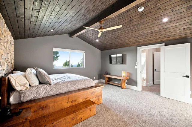 Bedroom image 1